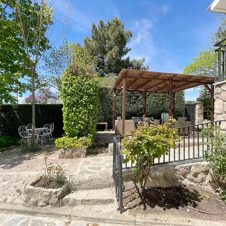 La Fontanilla En Estacion De El Espinar Vakantiehuis Segovia