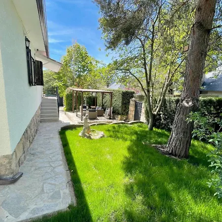 Nyaraló La Fontanilla En Estacion De El Espinar Segovia