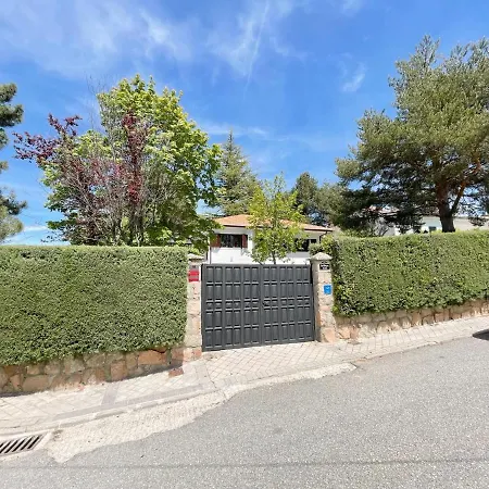 度假居 La Fontanilla En Estacion De El Espinar *