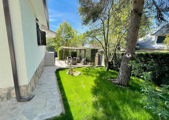 펜션 La Fontanilla En Estacion De El Espinar 세고비아